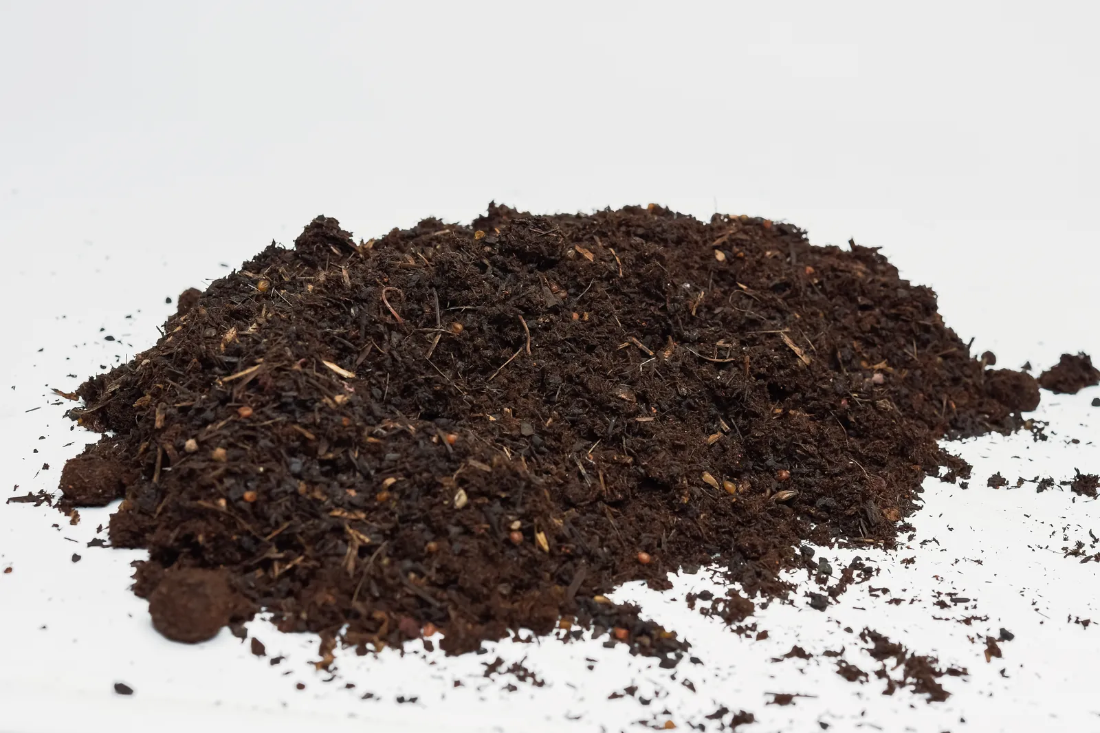 A pile of finished worm castings